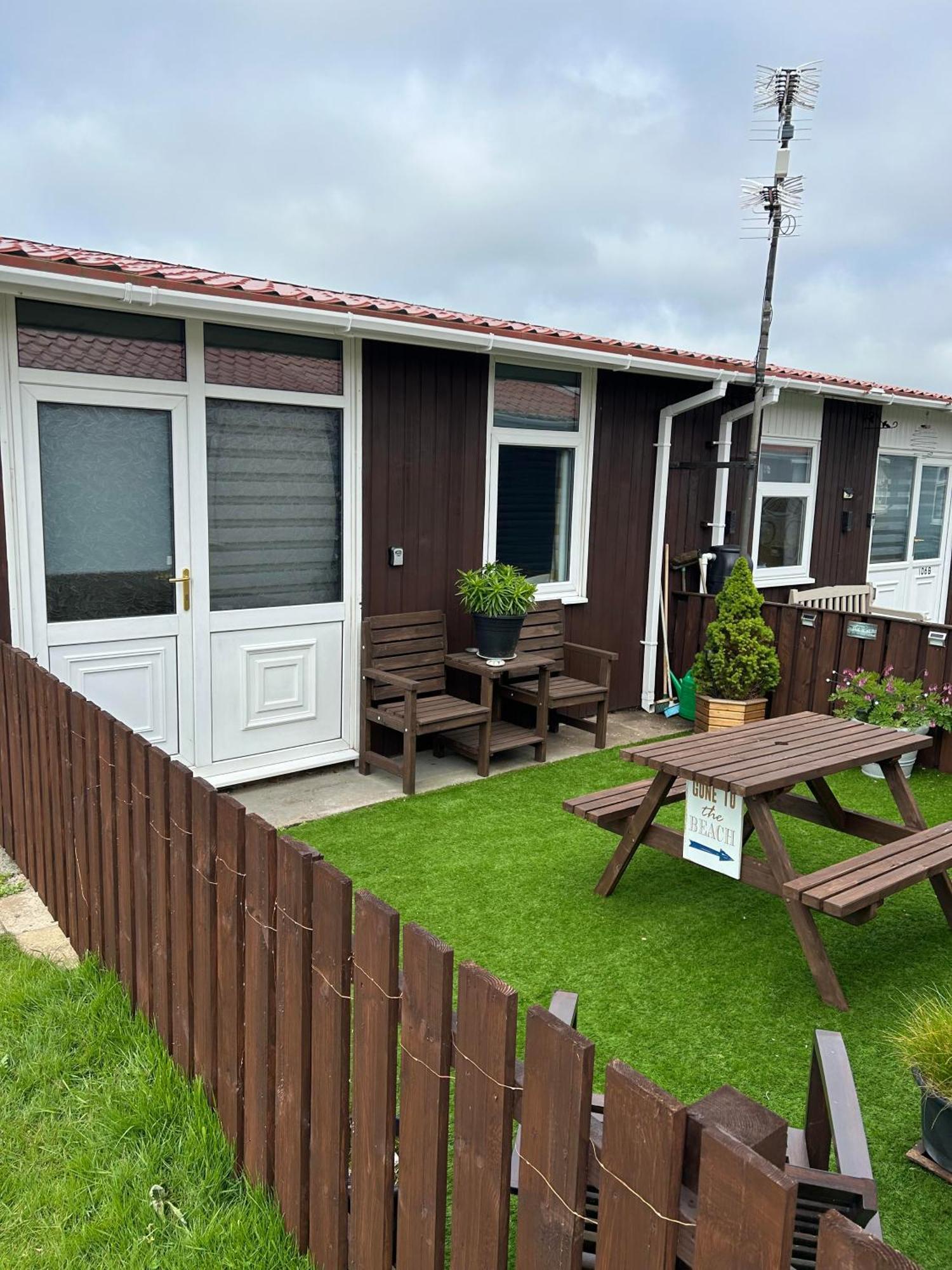 Cozy Seaside Chalet In Bridlington Extérieur photo